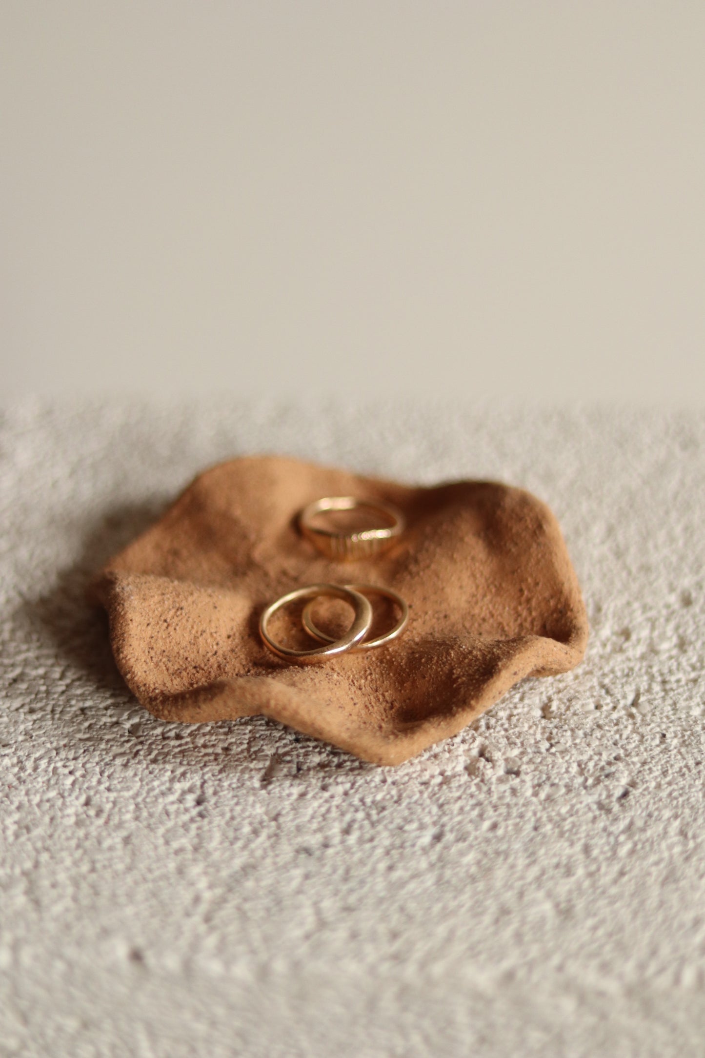 Gathered Earth Orgánica Ring Dish